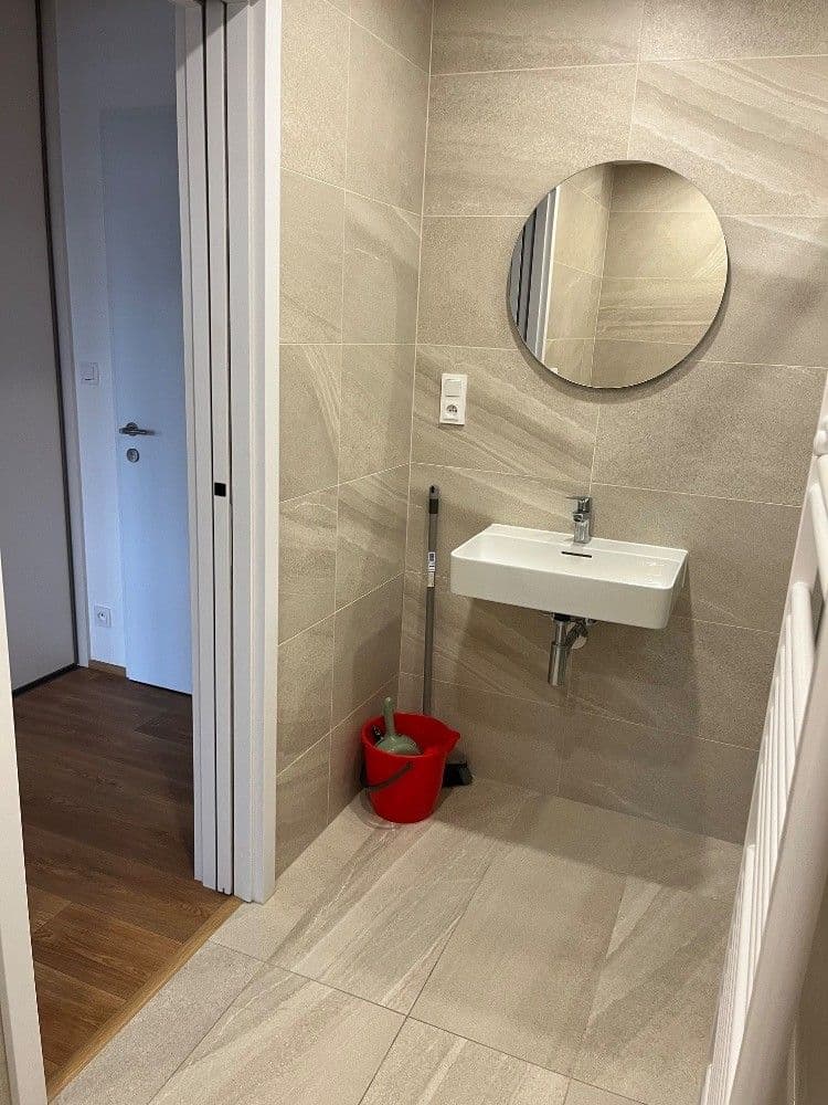 Studio flat to rent, 38 m², Závišova, Prague, Prague Studio flat to rent, 38 m², Závišova, Prague, Prague