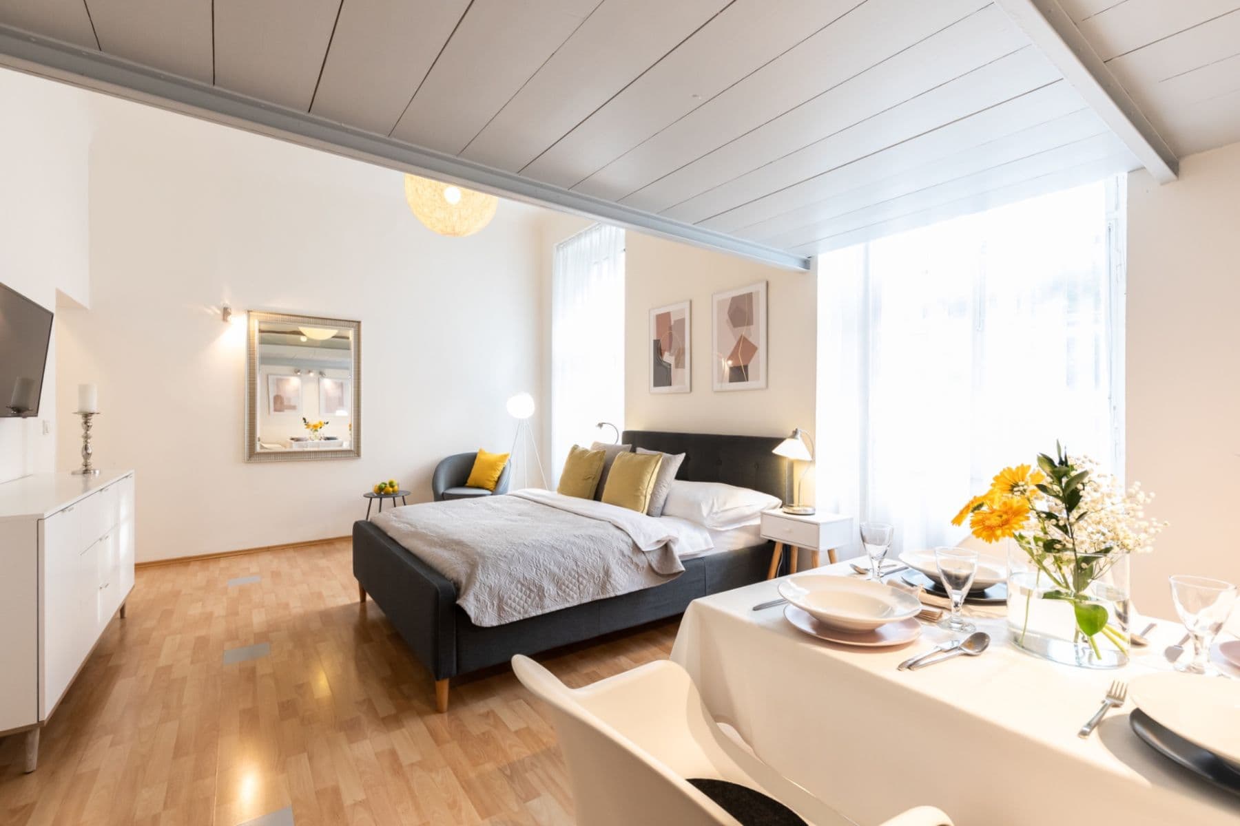 1 bedroom flat to rent, 45 m², Karoliny Světlé, Prague, Prague 1 bedroom flat to rent, 45 m², Karoliny Světlé, Prague, Prague