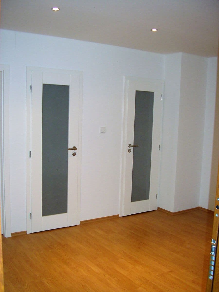 2 bedroom with open-plan kitchen flat to rent, 68 m², Zálesí, Prague, Prague 2 bedroom with open-plan kitchen flat to rent, 68 m², Zálesí, Prague, Prague