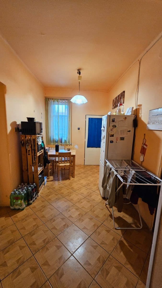 2 bedroom with open-plan kitchen flat for sale, 61 m², Na Sekyře, Rakovník, Středočeský Region 2 bedroom with open-plan kitchen flat for sale, 61 m², Na Sekyře, Rakovník, Středočeský Region