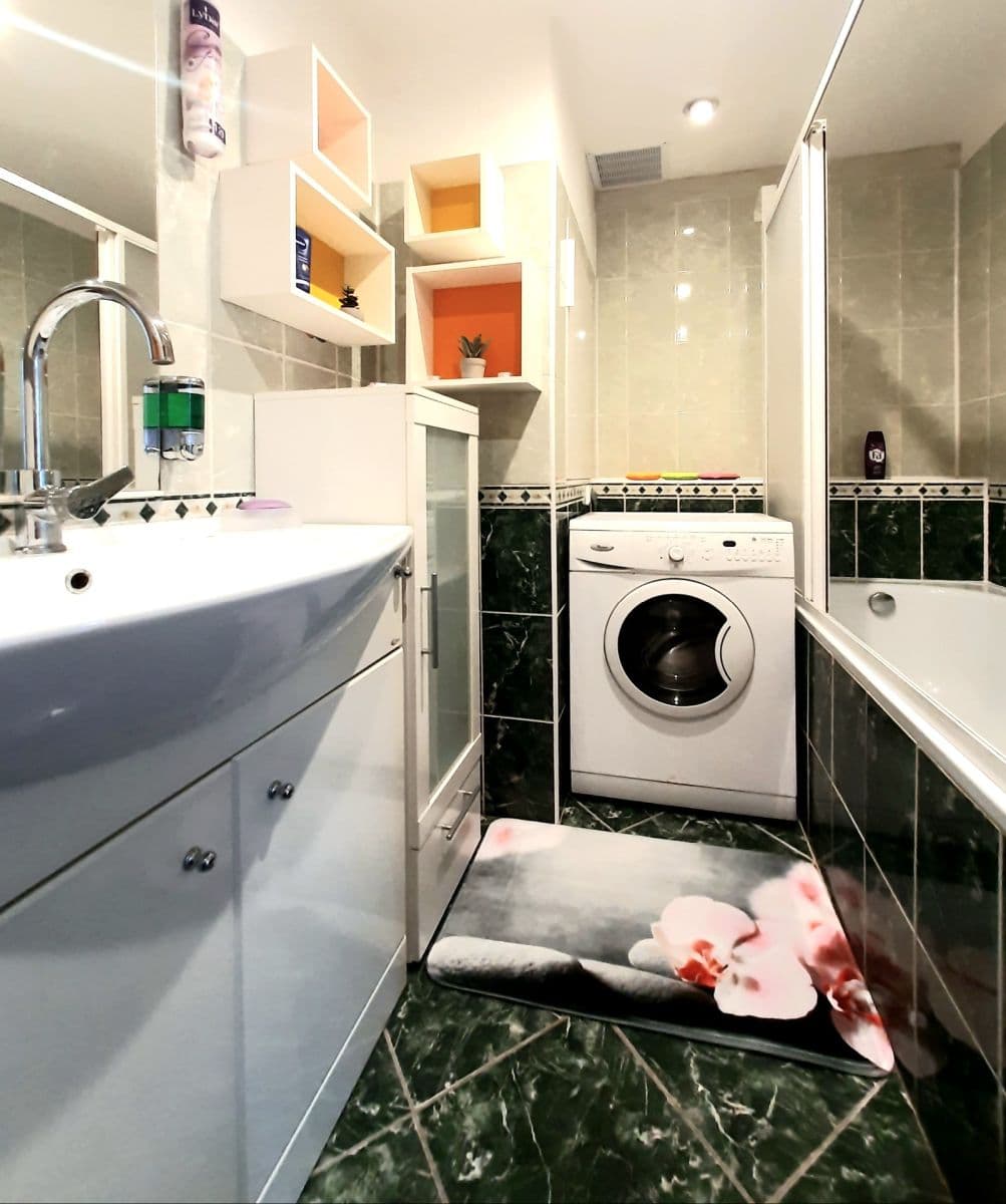 2 bedroom with open-plan kitchen flat for sale, 67 m², Třebenická, Prague, Prague 2 bedroom with open-plan kitchen flat for sale, 67 m², Třebenická, Prague, Prague