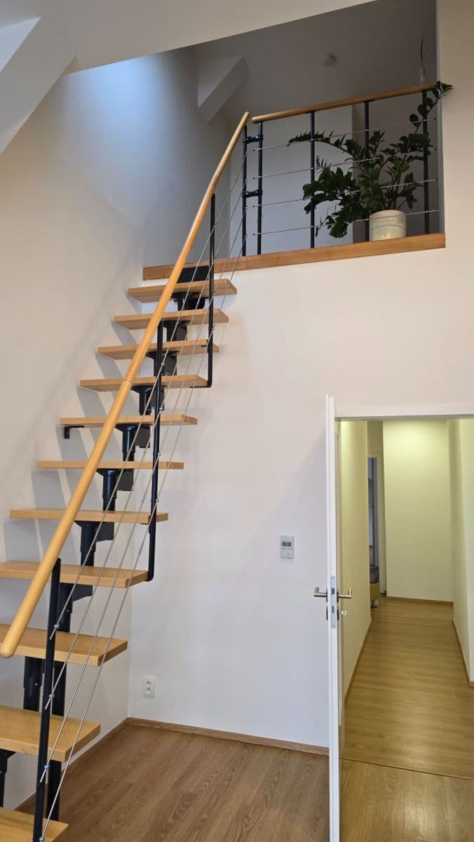 1 bedroom with open-plan kitchen flat to rent, 74 m², U Plynárny, Prague, Prague 1 bedroom with open-plan kitchen flat to rent, 74 m², U Plynárny, Prague, Prague