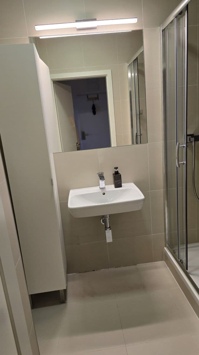 1 bedroom with open-plan kitchen flat to rent, 74 m², U Plynárny, Prague, Prague 1 bedroom with open-plan kitchen flat to rent, 74 m², U Plynárny, Prague, Prague