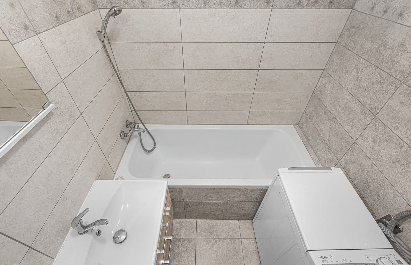 2 bedroom flat to rent, 52 m², Medkova, Hradec Králové, Královéhradecký Region 2 bedroom flat to rent, 52 m², Medkova, Hradec Králové, Královéhradecký Region