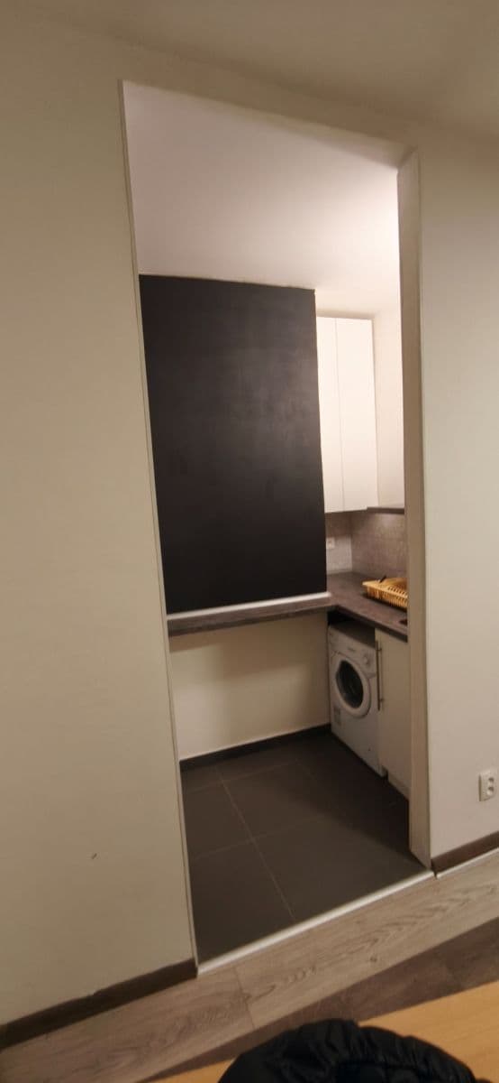 Studio flat to rent, 21 m², Konšelská, Prague, Prague Studio flat to rent, 21 m², Konšelská, Prague, Prague