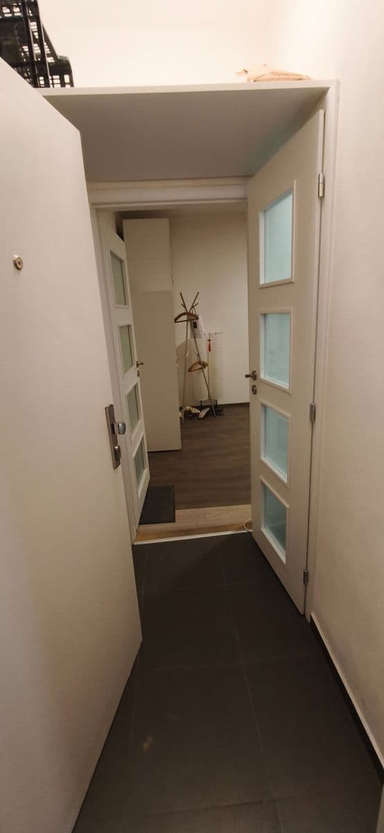 Studio flat to rent, 21 m², Konšelská, Prague, Prague Studio flat to rent, 21 m², Konšelská, Prague, Prague