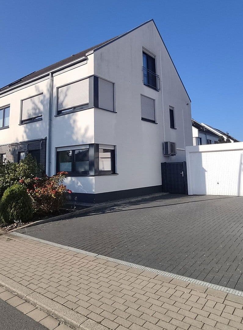 house for sale, 129 m², Theodor-Blank-Allee 40, Dortmund, North Rhine-Westphalia house for sale, 129 m², Theodor-Blank-Allee 40, Dortmund, North Rhine-Westphalia