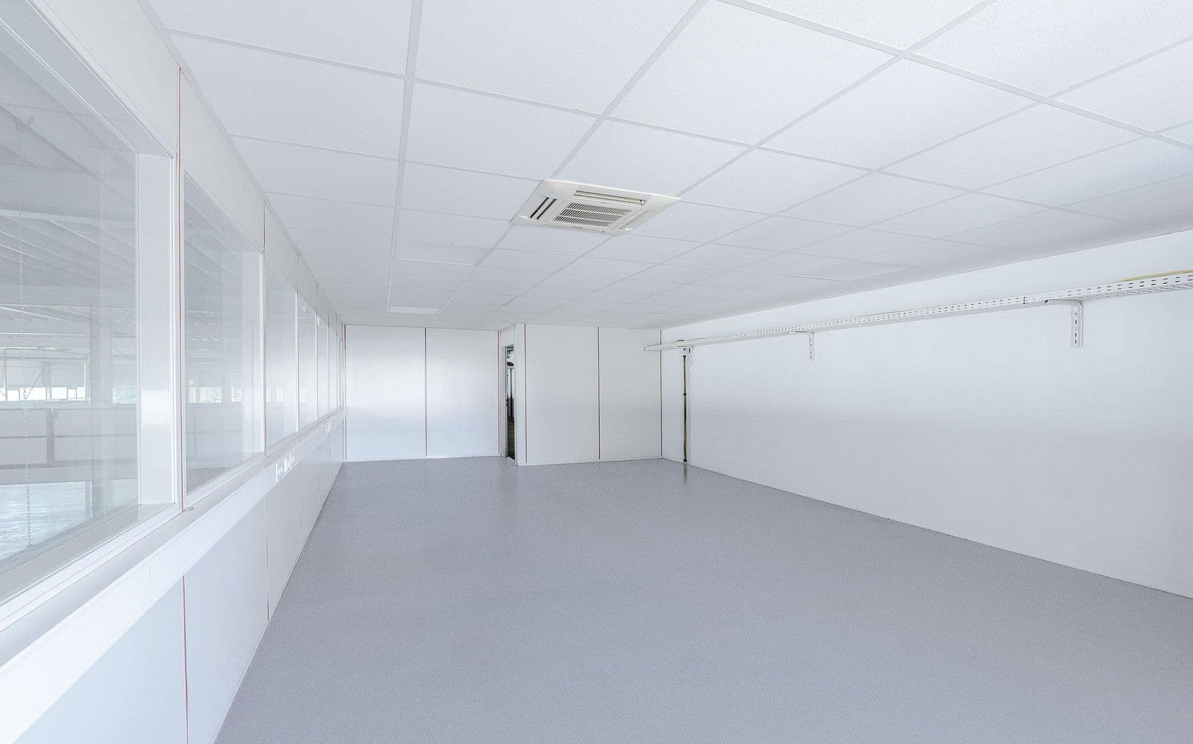 non-residential property to rent, 2,145 m², Daimlerstraße 12, Dauchingen, Baden-Württemberg non-residential property to rent, 2,145 m², Daimlerstraße 12, Dauchingen, Baden-Württemberg