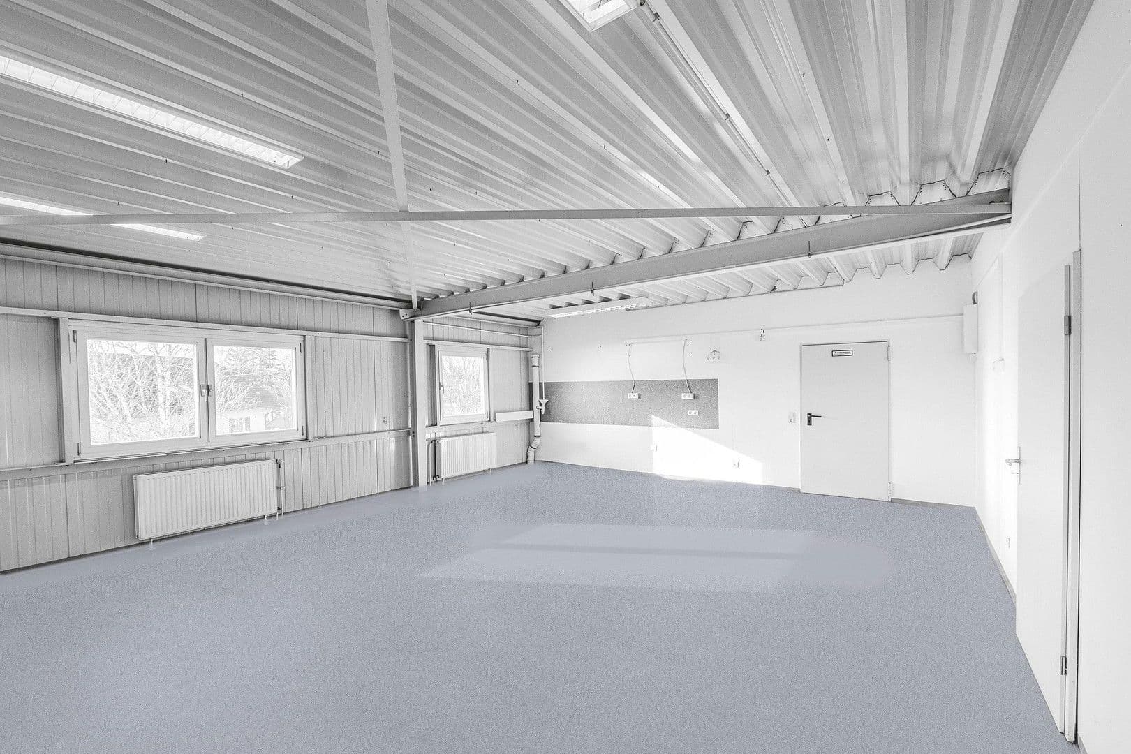 non-residential property to rent, 2,145 m², Daimlerstraße 12, Dauchingen, Baden-Württemberg non-residential property to rent, 2,145 m², Daimlerstraße 12, Dauchingen, Baden-Württemberg