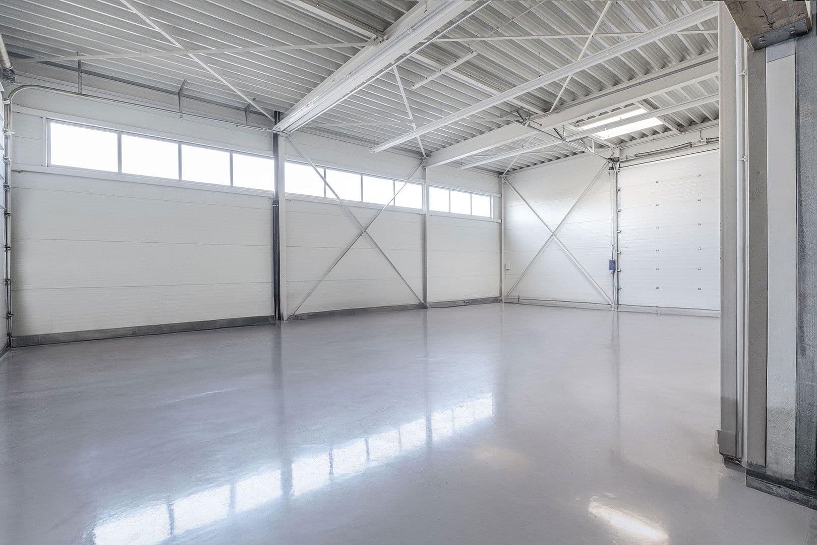 non-residential property to rent, 2,145 m², Daimlerstraße 12, Dauchingen, Baden-Württemberg non-residential property to rent, 2,145 m², Daimlerstraße 12, Dauchingen, Baden-Württemberg