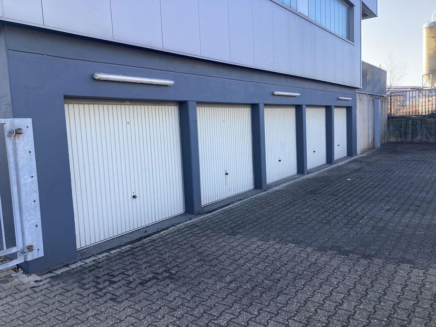 non-residential property for sale, 2,400 m², Carl-Zeiss-Straße 16, Alsdorf, North Rhine-Westphalia non-residential property for sale, 2,400 m², Carl-Zeiss-Straße 16, Alsdorf, North Rhine-Westphalia