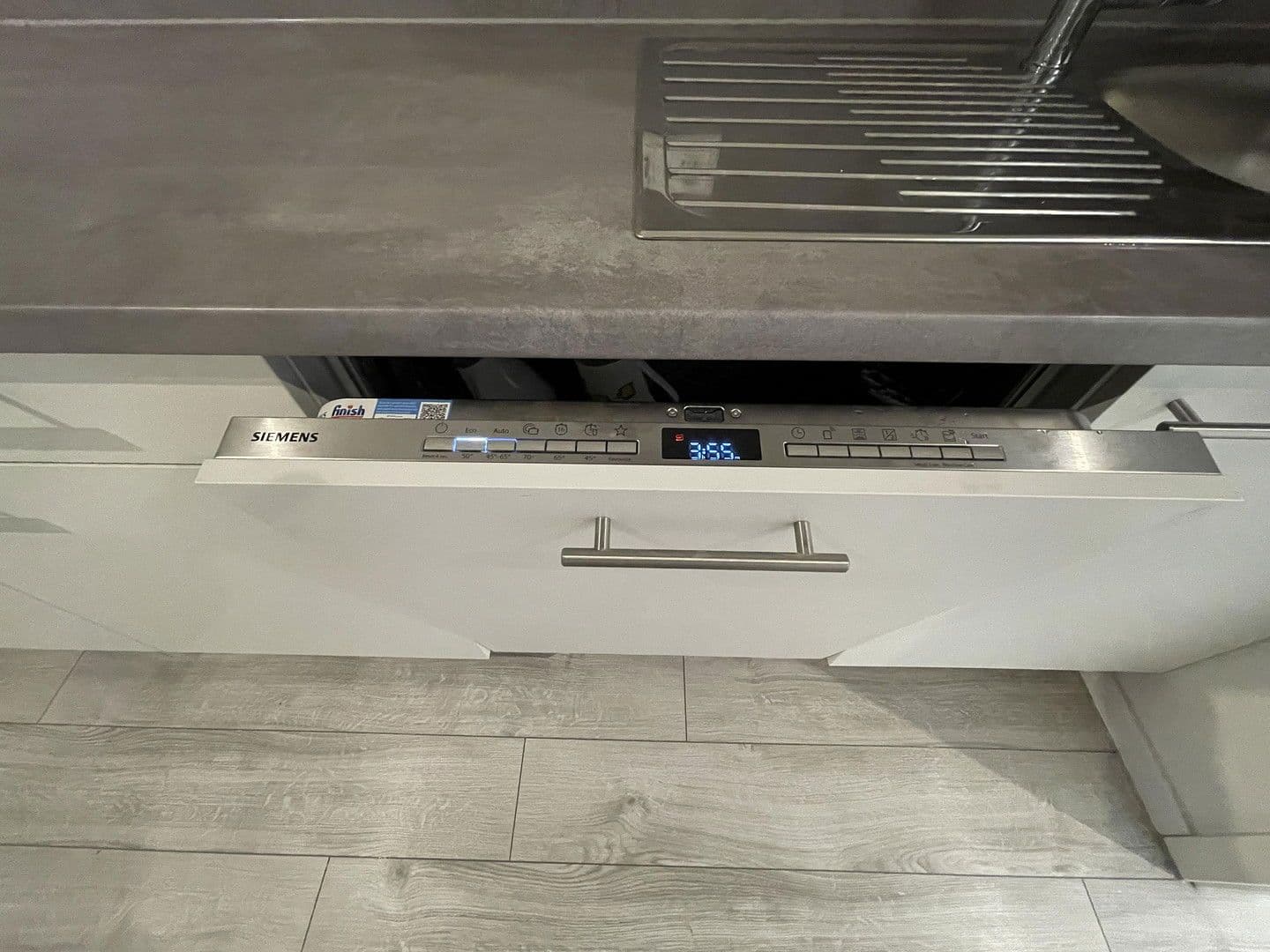 office to rent, 80 m², Enzstraße 126, Pforzheim-Eutingen, Baden-Württemberg office to rent, 80 m², Enzstraße 126, Pforzheim-Eutingen, Baden-Württemberg