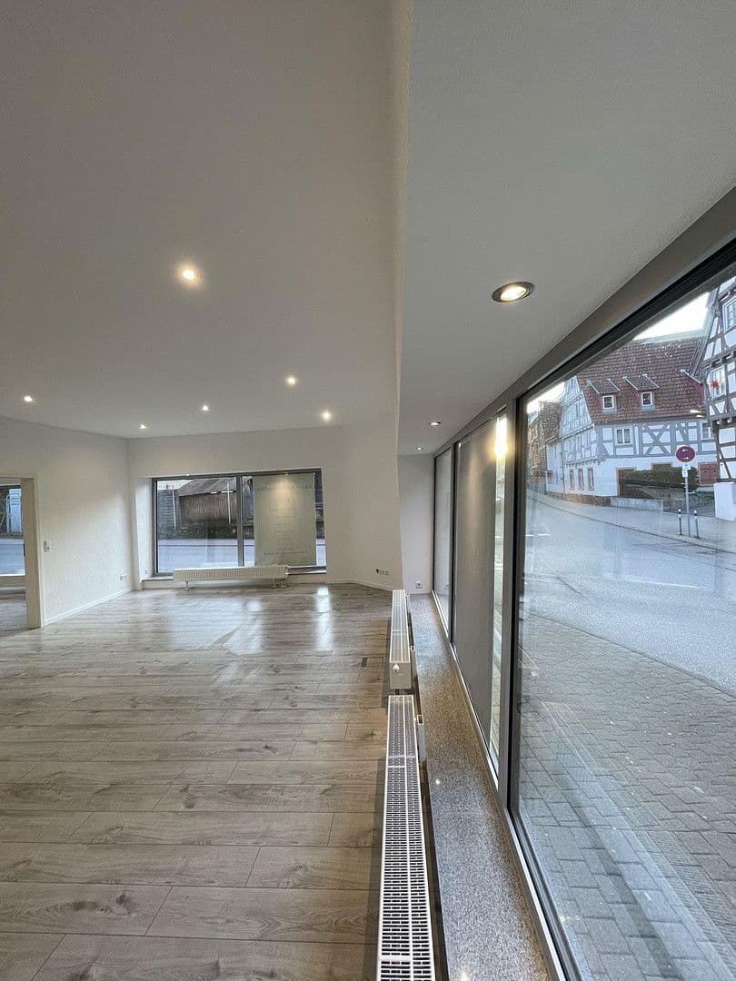 office to rent, 80 m², Enzstraße 126, Pforzheim-Eutingen, Baden-Württemberg office to rent, 80 m², Enzstraße 126, Pforzheim-Eutingen, Baden-Württemberg