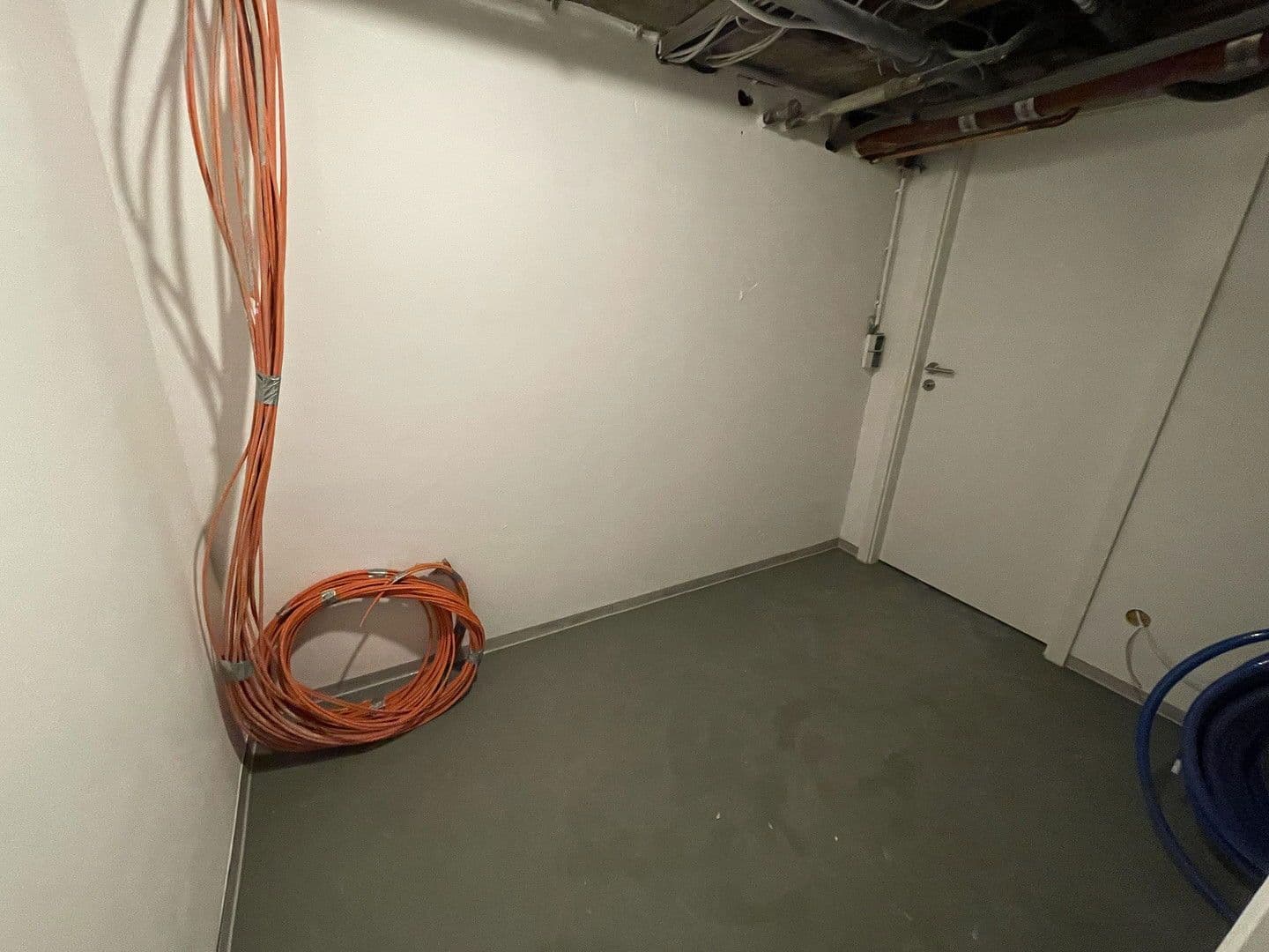 office to rent, 80 m², Enzstraße 126, Pforzheim-Eutingen, Baden-Württemberg office to rent, 80 m², Enzstraße 126, Pforzheim-Eutingen, Baden-Württemberg