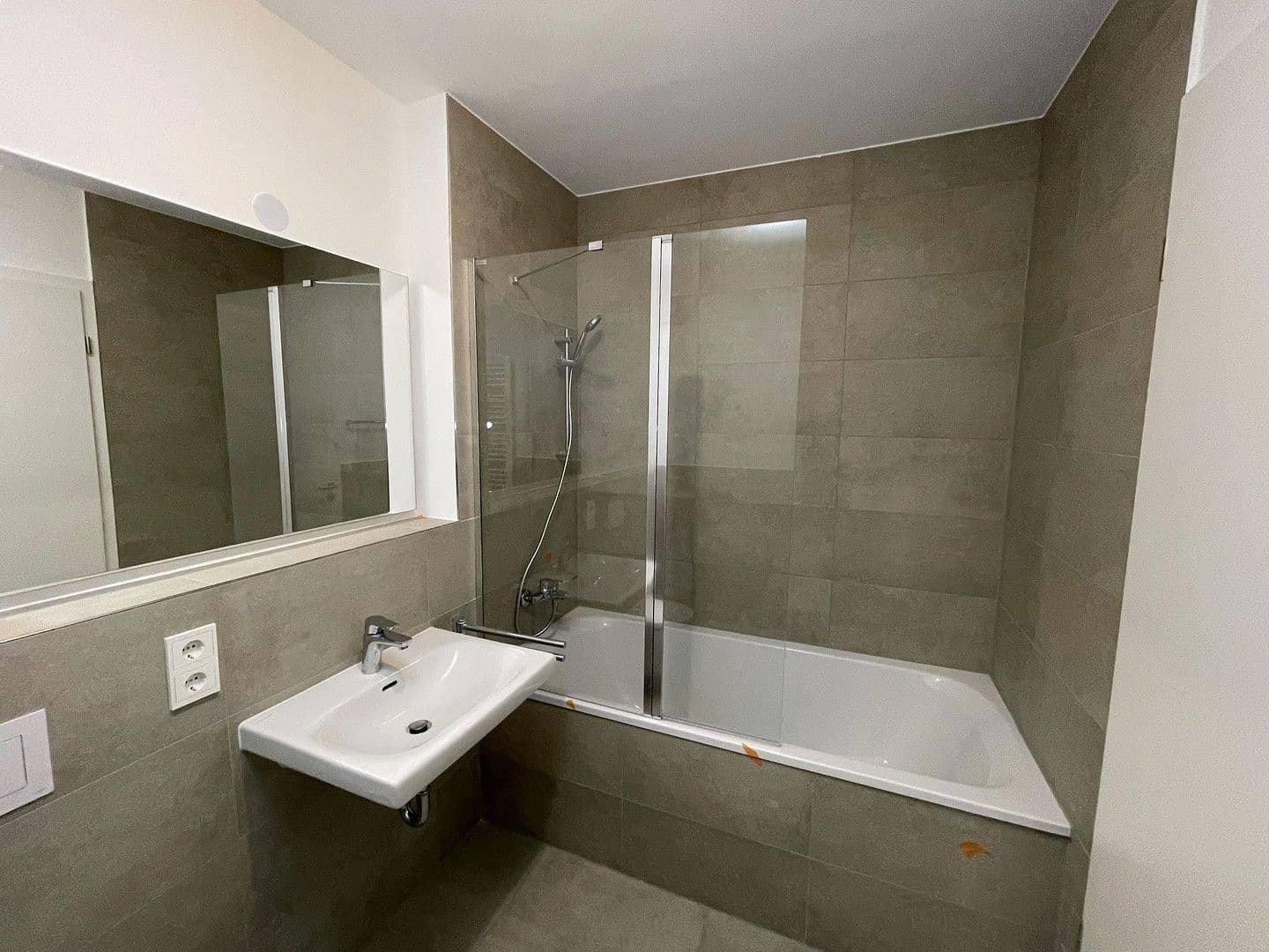 4 bedroom flat to rent, 93 m², Torgauer Str. 44a, Leipzig, Saxony 4 bedroom flat to rent, 93 m², Torgauer Str. 44a, Leipzig, Saxony