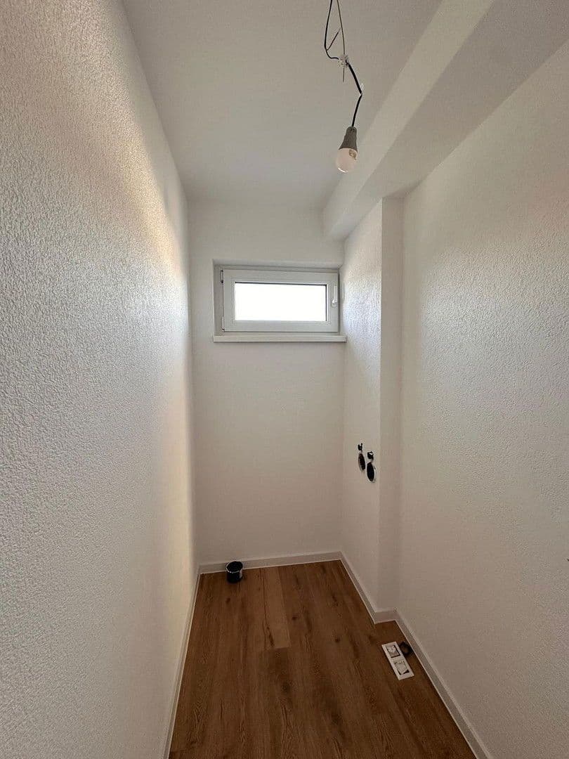 3 bedroom with open-plan kitchen flat to rent, 102 m², Markgröningen, Baden-Württemberg 3 bedroom with open-plan kitchen flat to rent, 102 m², Markgröningen, Baden-Württemberg