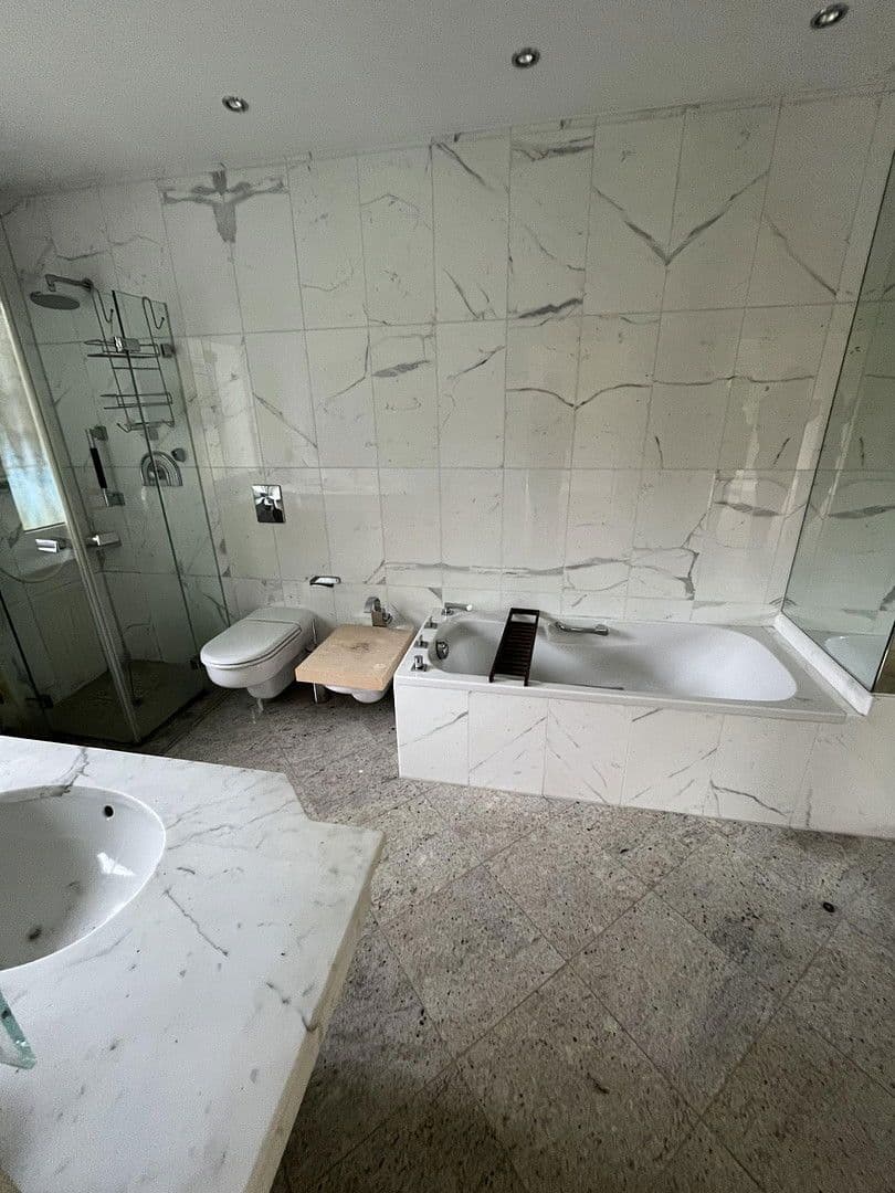 house for sale, 230 m², Königgrätzerstr. 12, Solingen, North Rhine-Westphalia house for sale, 230 m², Königgrätzerstr. 12, Solingen, North Rhine-Westphalia