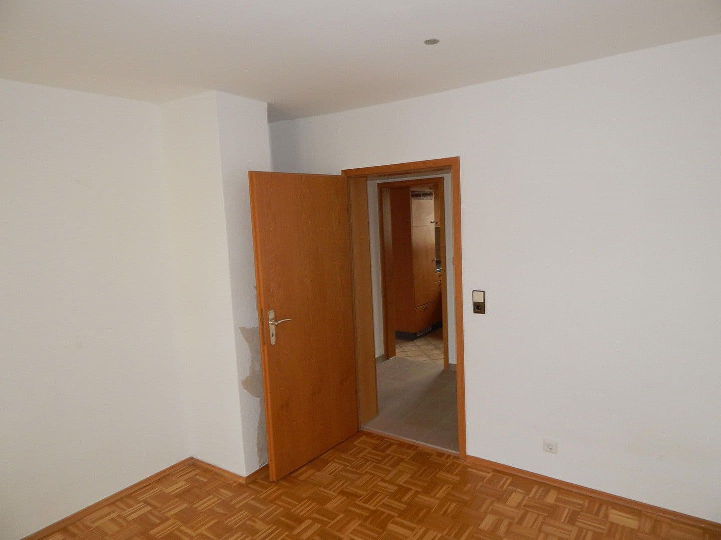 2 bedroom with open-plan kitchen flat to rent, 77 m², Filderstadt, Baden-Württemberg 2 bedroom with open-plan kitchen flat to rent, 77 m², Filderstadt, Baden-Württemberg