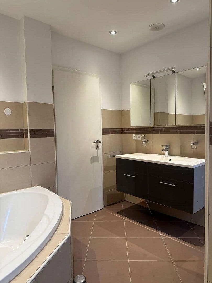 3 bedroom flat for sale, 75 m², Horsterstrasse 434, Gelsenkirchen, North Rhine-Westphalia 3 bedroom flat for sale, 75 m², Horsterstrasse 434, Gelsenkirchen, North Rhine-Westphalia