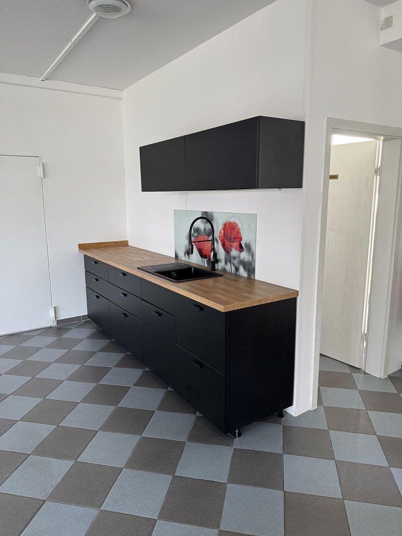 office for sale, 218 m², Augsburger Straße 14, Fischach, Bavaria office for sale, 218 m², Augsburger Straße 14, Fischach, Bavaria