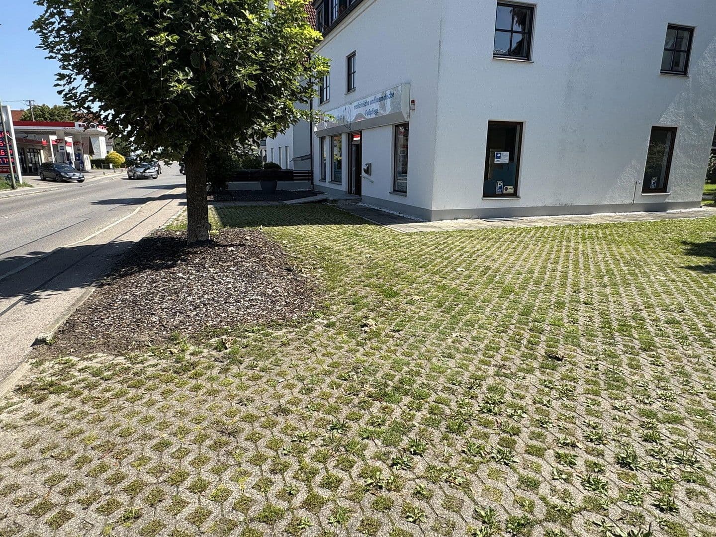 office for sale, 218 m², Augsburger Straße 14, Fischach, Bavaria office for sale, 218 m², Augsburger Straße 14, Fischach, Bavaria