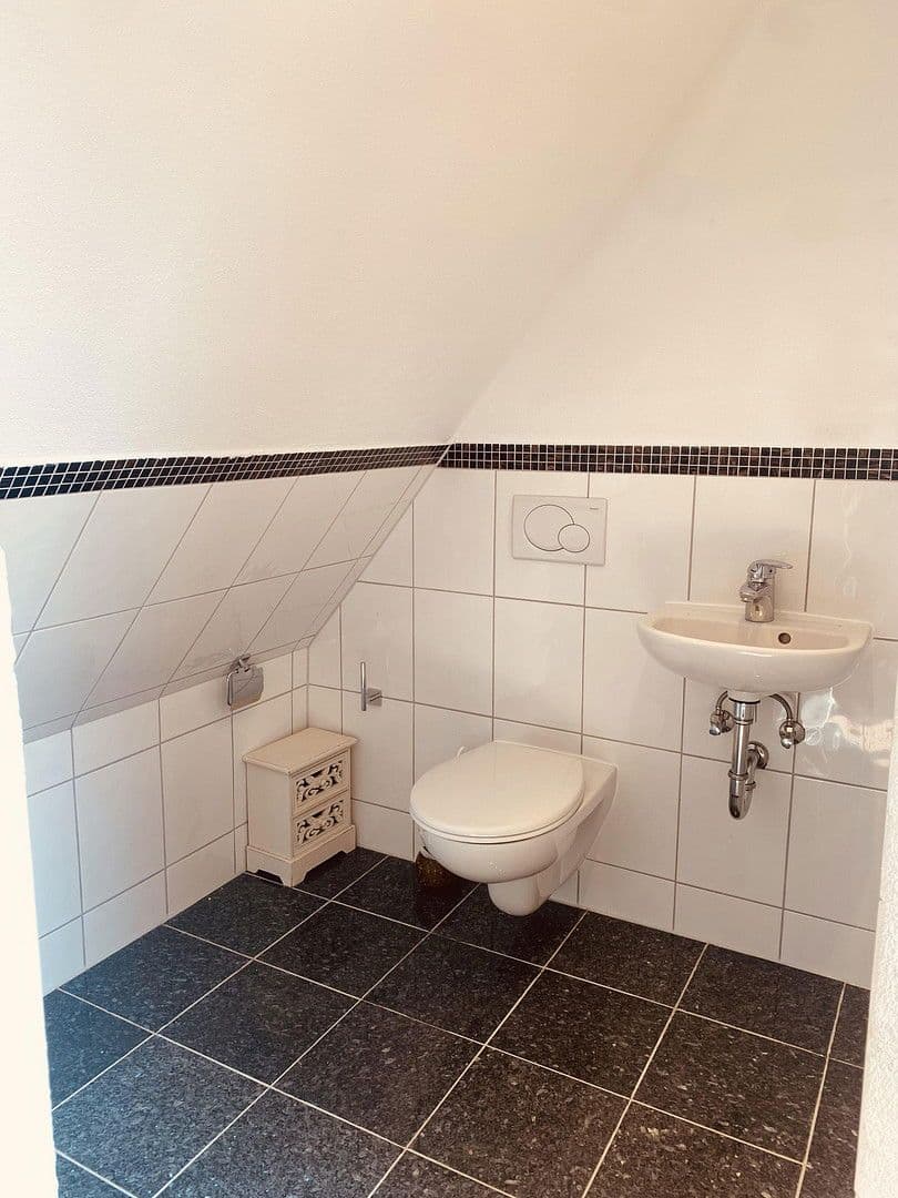 house for sale, 237 m², Mühlacker, Baden-Württemberg house for sale, 237 m², Mühlacker, Baden-Württemberg