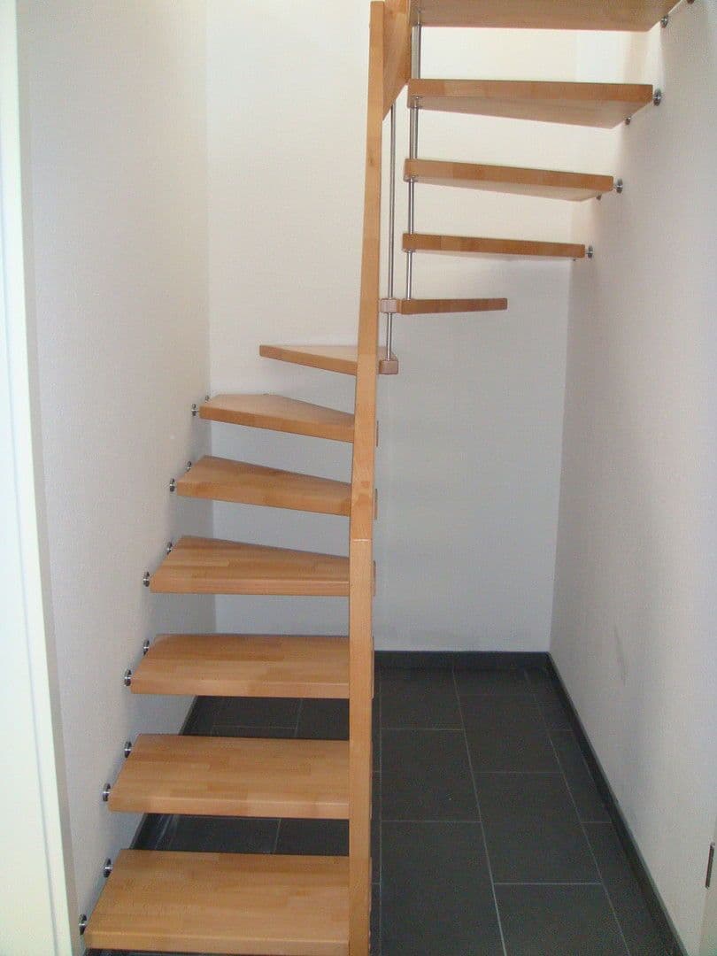 2 bedroom with open-plan kitchen flat to rent, 98 m², Erzhausen, Hesse 2 bedroom with open-plan kitchen flat to rent, 98 m², Erzhausen, Hesse