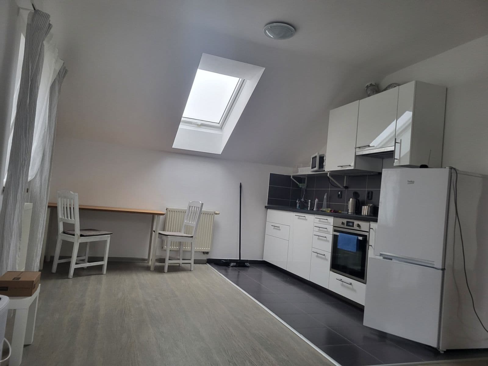 1 bedroom with open-plan kitchen flat to rent, 50 m², Nádražní, Zbuzany, Středočeský Region 1 bedroom with open-plan kitchen flat to rent, 50 m², Nádražní, Zbuzany, Středočeský Region