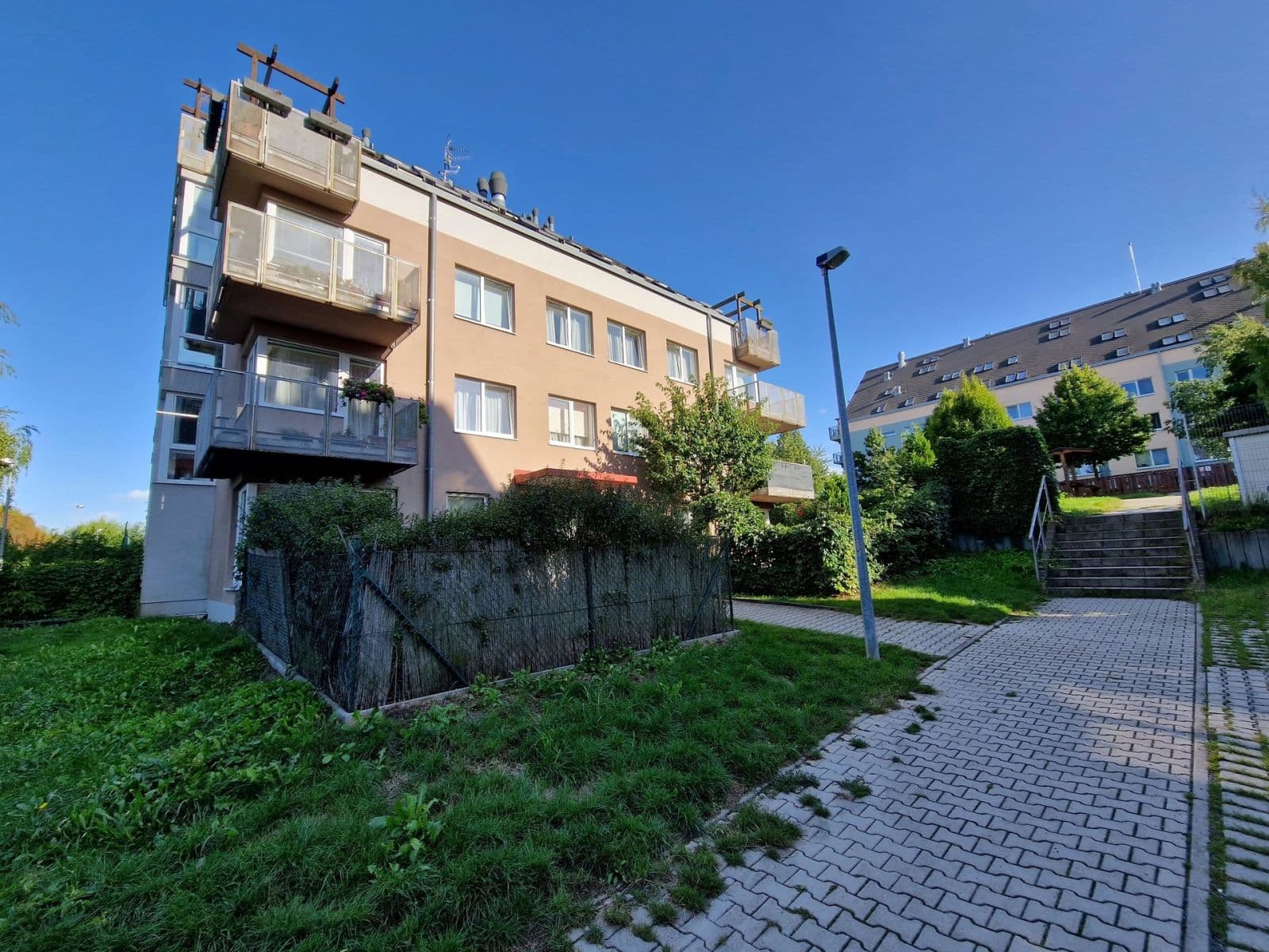 2 bedroom with open-plan kitchen flat to rent, 76 m², Herlíkovická, Prague, Prague 2 bedroom with open-plan kitchen flat to rent, 76 m², Herlíkovická, Prague, Prague