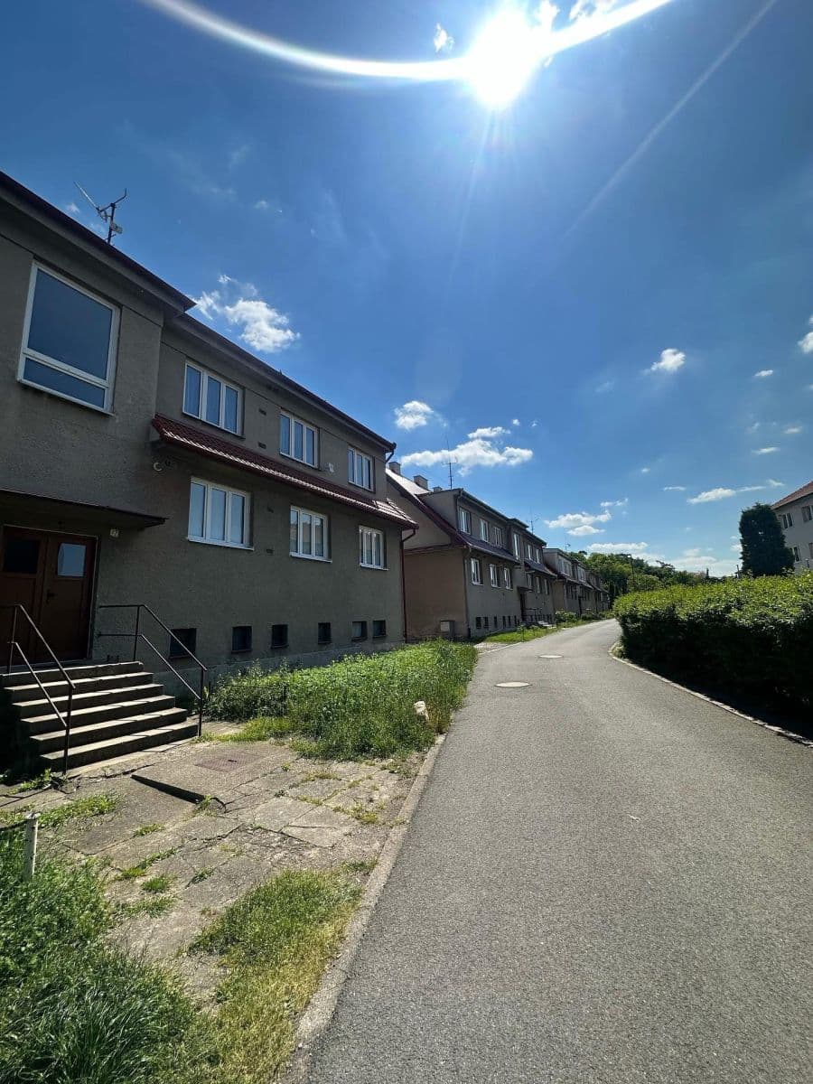 1 bedroom flat for sale, 39 m², Na Louce, Králův Dvůr, Středočeský Region 1 bedroom flat for sale, 39 m², Na Louce, Králův Dvůr, Středočeský Region