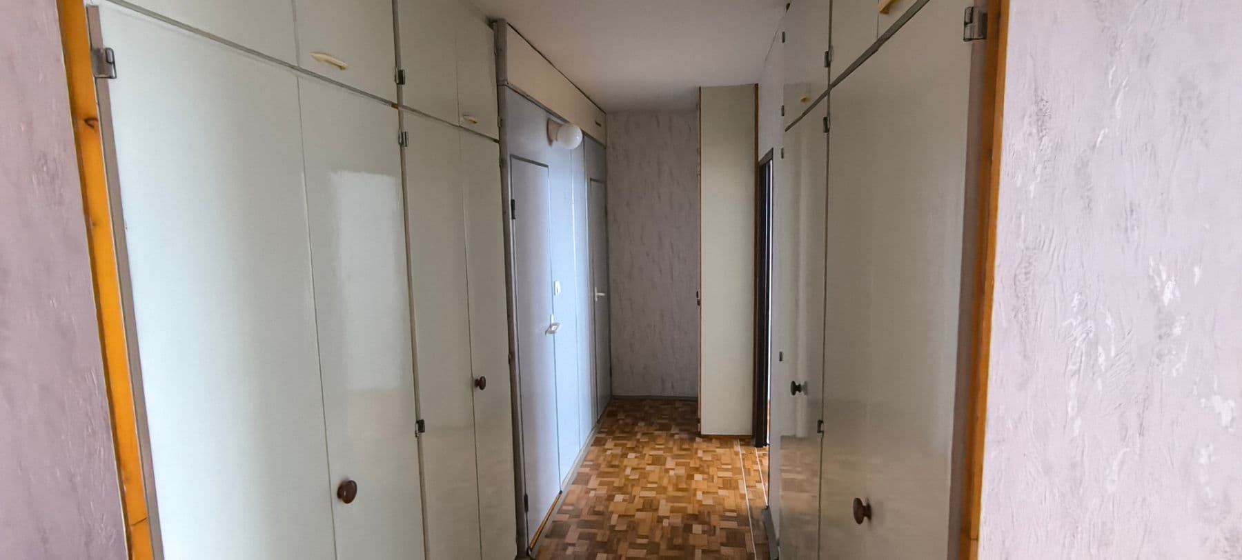 3 bedroom flat to rent, 82 m², nám. Republiky, Neratovice, Středočeský Region 3 bedroom flat to rent, 82 m², nám. Republiky, Neratovice, Středočeský Region