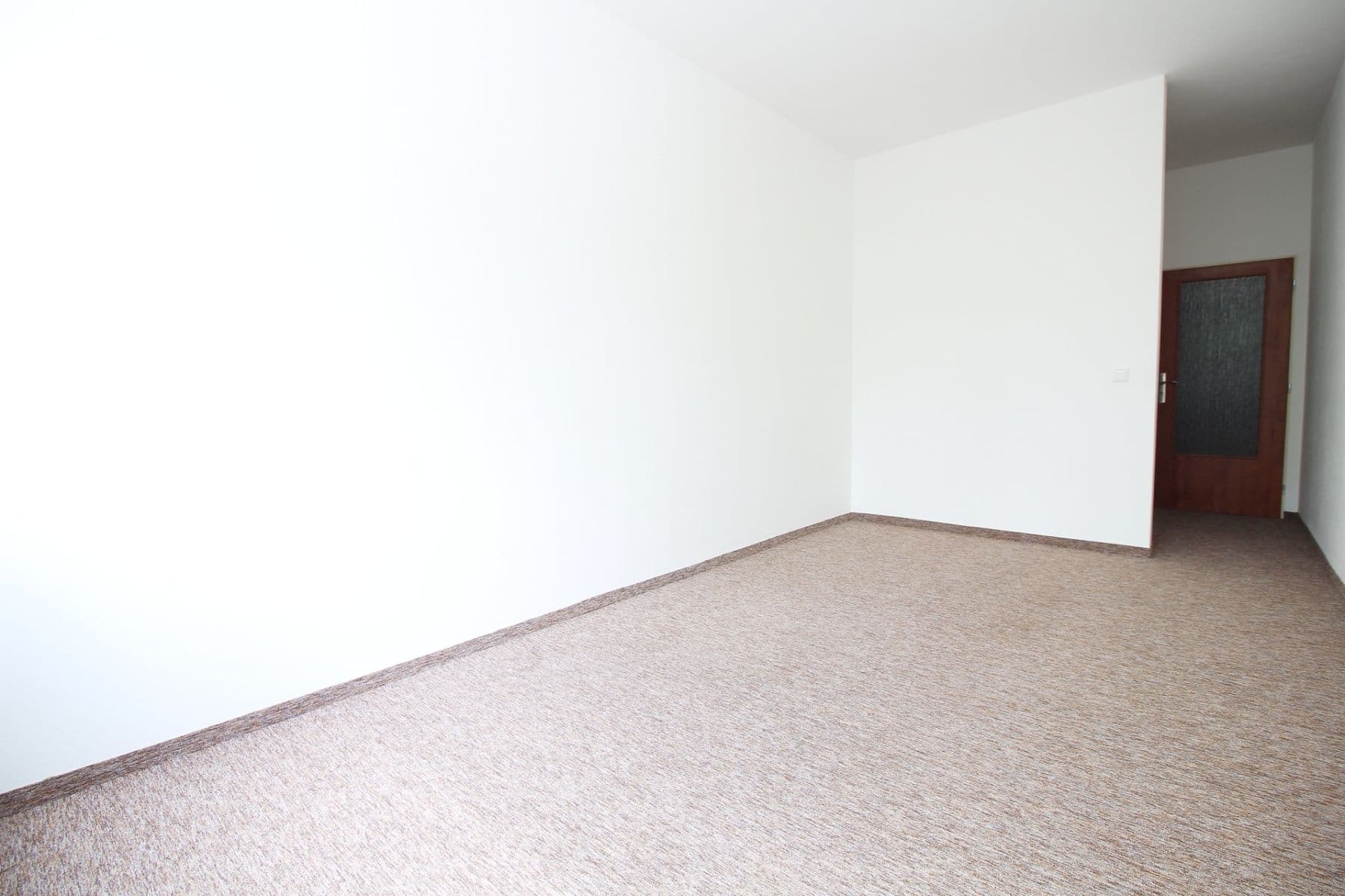 Studio flat to rent, 27 m², Otvovice, Středočeský Region Studio flat to rent, 27 m², Otvovice, Středočeský Region