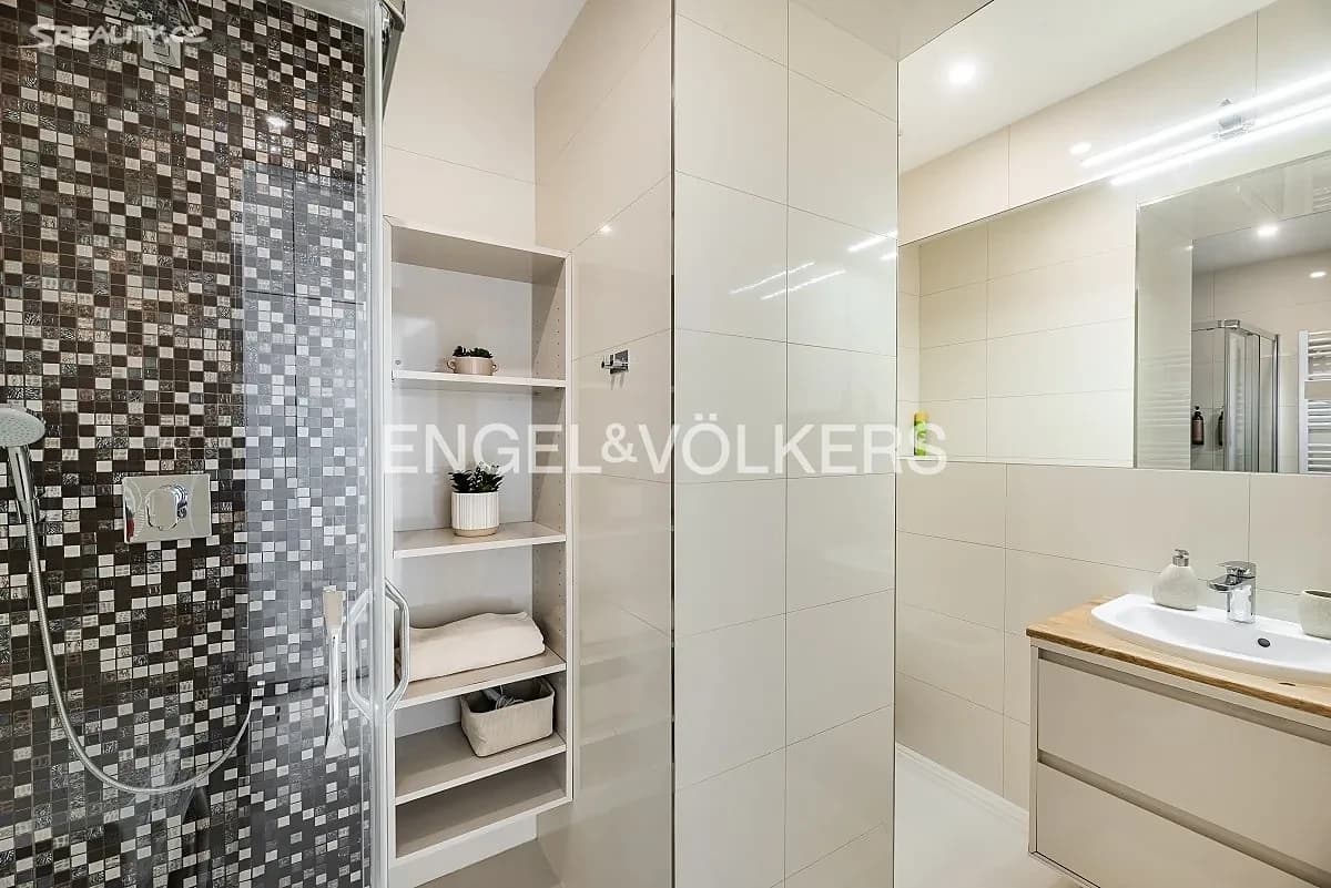 Studio flat to rent, 30 m², Příčná, Prague, Prague Studio flat to rent, 30 m², Příčná, Prague, Prague