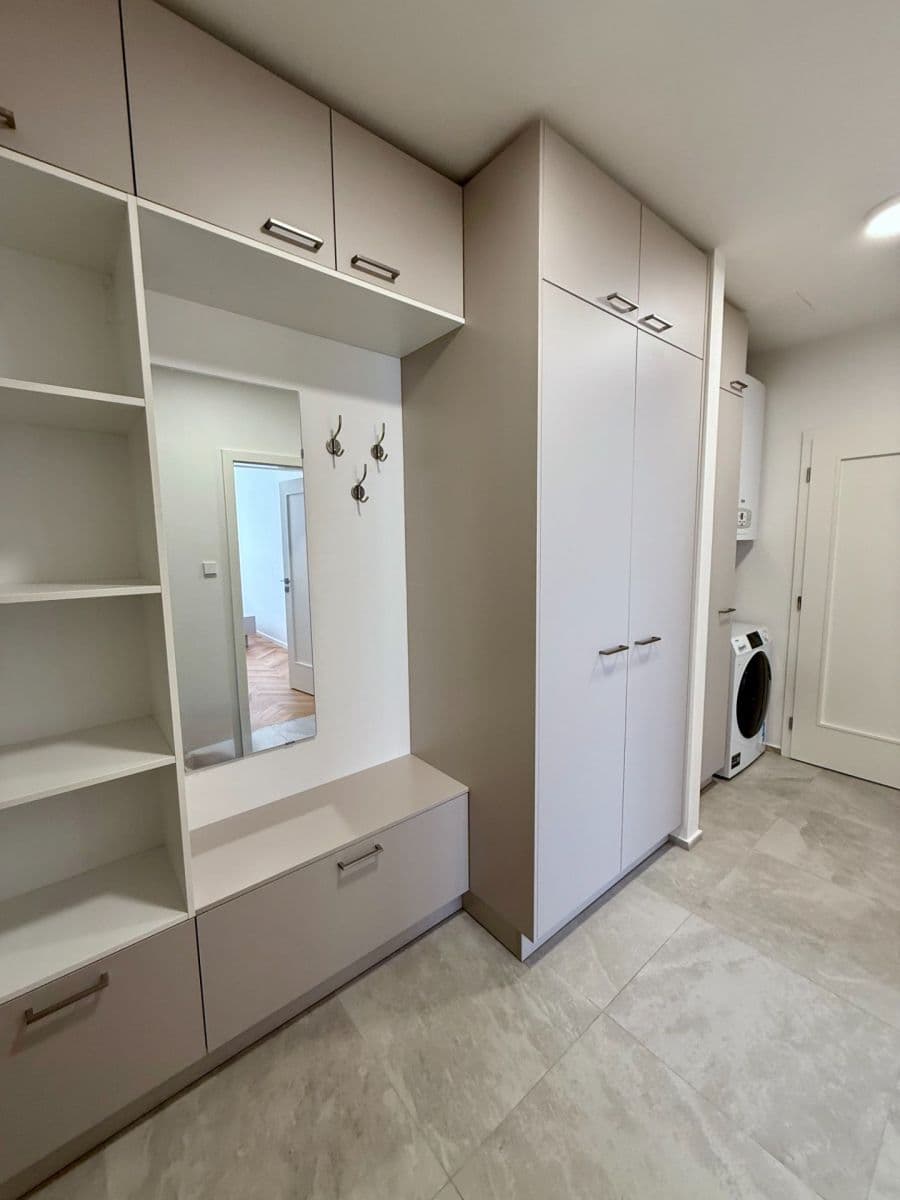 1 bedroom with open-plan kitchen flat to rent, 45 m², Vinohradská, Prague, Prague 1 bedroom with open-plan kitchen flat to rent, 45 m², Vinohradská, Prague, Prague