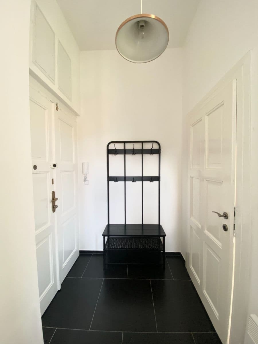 1 bedroom with open-plan kitchen flat to rent, 54 m², Bulharská, Prague, Prague 1 bedroom with open-plan kitchen flat to rent, 54 m², Bulharská, Prague, Prague