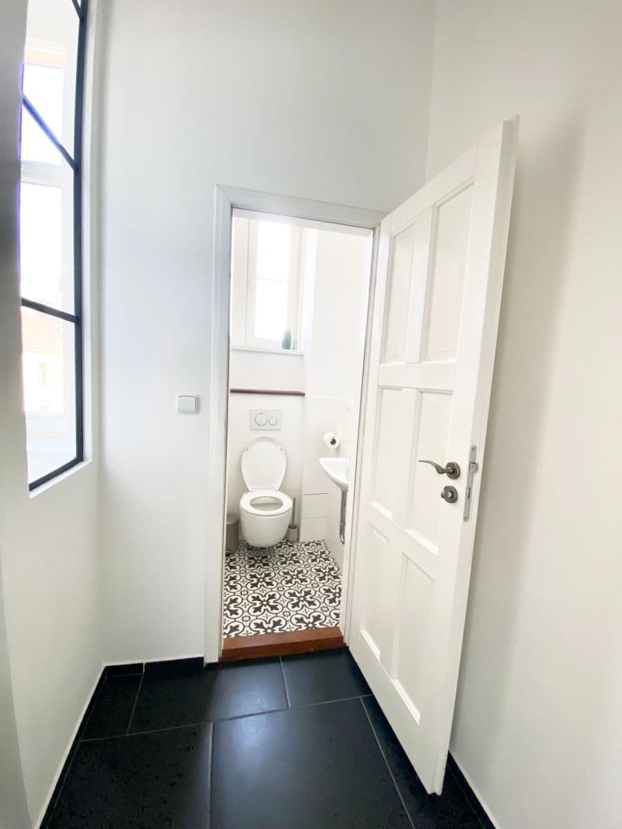 1 bedroom with open-plan kitchen flat to rent, 54 m², Bulharská, Prague, Prague 1 bedroom with open-plan kitchen flat to rent, 54 m², Bulharská, Prague, Prague