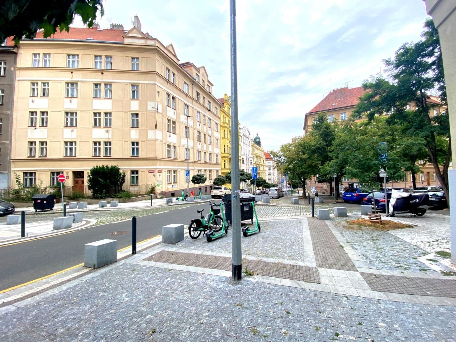 1 bedroom with open-plan kitchen flat to rent, 54 m², Bulharská, Prague, Prague 1 bedroom with open-plan kitchen flat to rent, 54 m², Bulharská, Prague, Prague