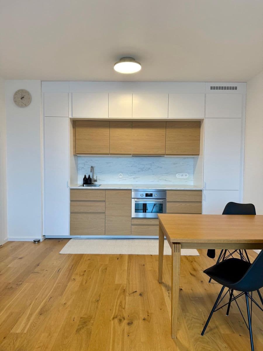 1 bedroom with open-plan kitchen flat to rent, 57 m², Kolmanova, Prague, Prague 1 bedroom with open-plan kitchen flat to rent, 57 m², Kolmanova, Prague, Prague