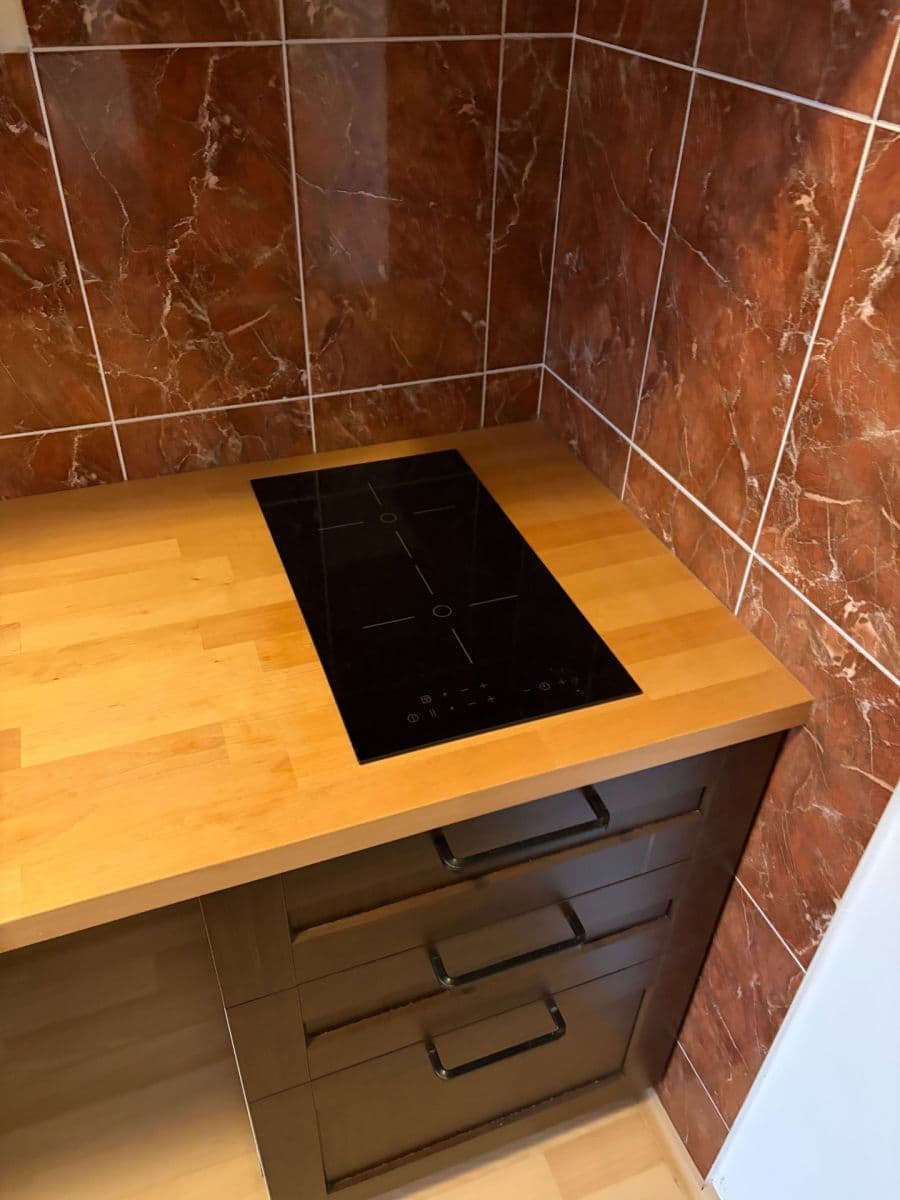 Studio flat to rent, 35 m², Laudova, Prague, Prague Studio flat to rent, 35 m², Laudova, Prague, Prague