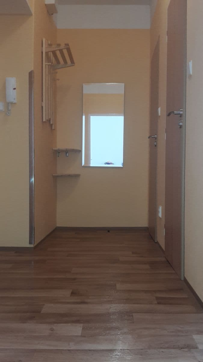 1 bedroom flat to rent, 35 m², Lidická, Třinec, Moravskoslezský Region 1 bedroom flat to rent, 35 m², Lidická, Třinec, Moravskoslezský Region