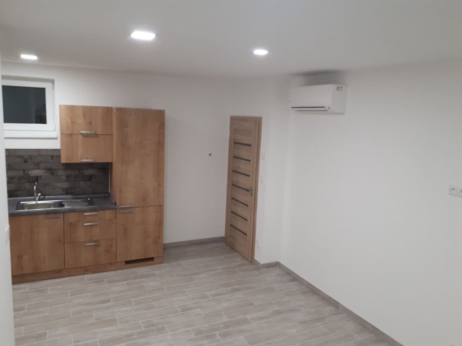 2 bedroom with open-plan kitchen flat to rent, 56 m², Brněnská, Kuřim, Jihomoravský Region 2 bedroom with open-plan kitchen flat to rent, 56 m², Brněnská, Kuřim, Jihomoravský Region