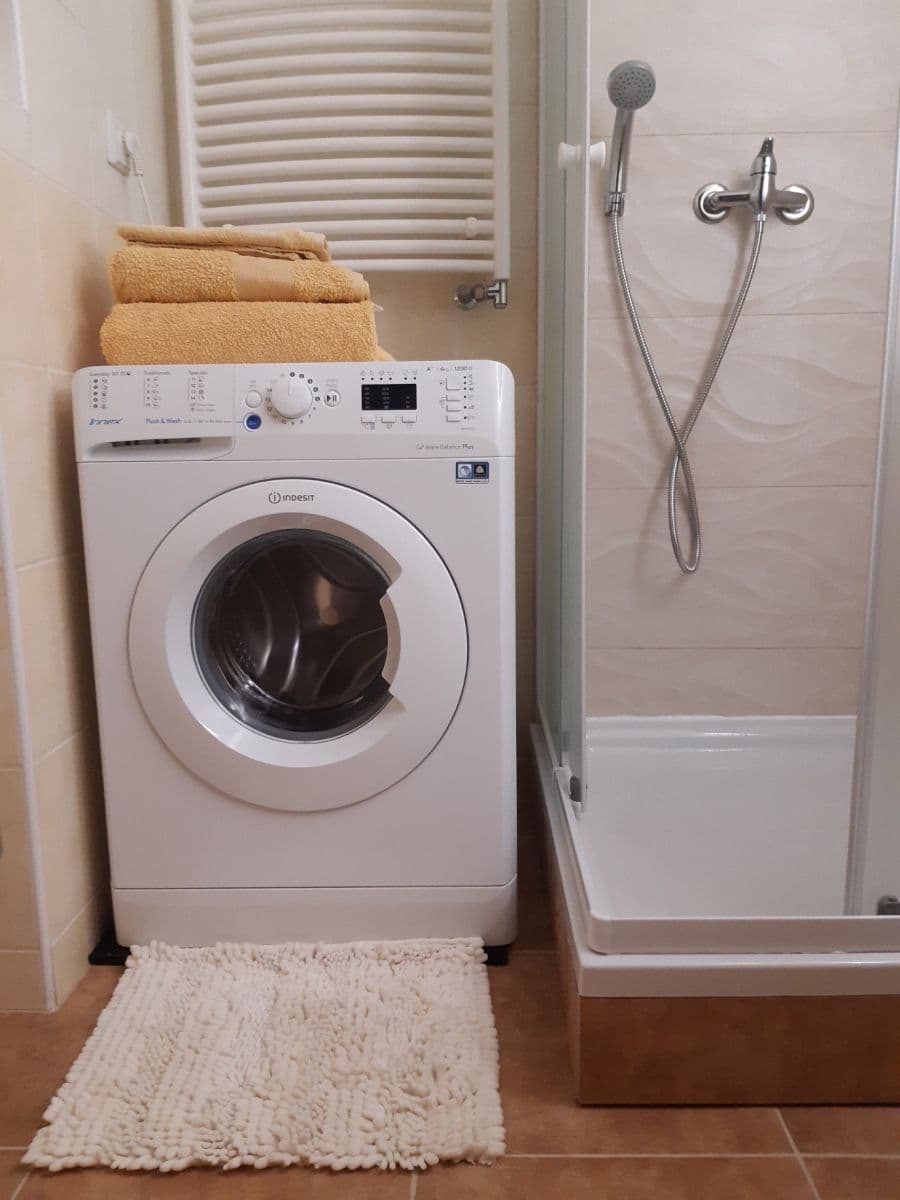 Studio flat to rent, 37 m², U Měšťanského pivovaru, Prague, Prague Studio flat to rent, 37 m², U Měšťanského pivovaru, Prague, Prague