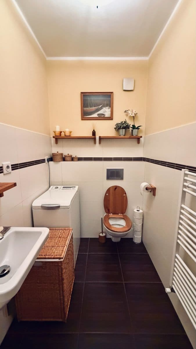 house for sale, 140 m², Dlouhomostecká, Liberec, Liberecký Region house for sale, 140 m², Dlouhomostecká, Liberec, Liberecký Region