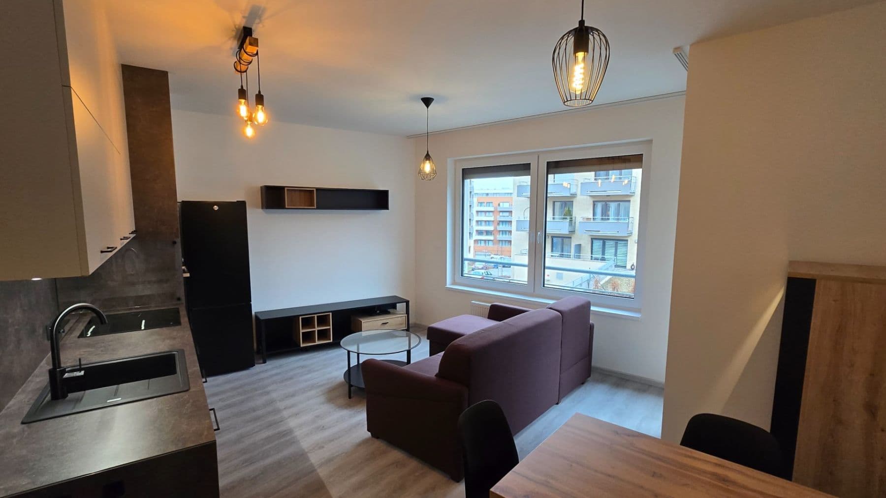 1 bedroom with open-plan kitchen flat to rent, 47 m², Drahňovická, Prague, Prague 1 bedroom with open-plan kitchen flat to rent, 47 m², Drahňovická, Prague, Prague