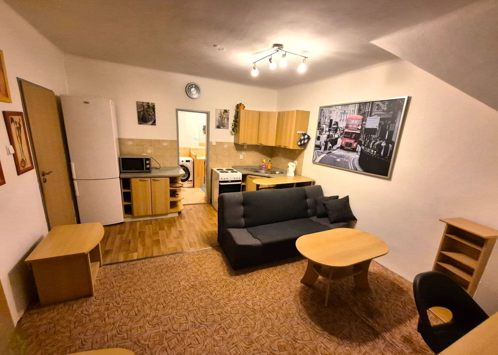 1 bedroom with open-plan kitchen flat to rent, 32 m², Pod Strojírnami, Prague, Prague 1 bedroom with open-plan kitchen flat to rent, 32 m², Pod Strojírnami, Prague, Prague