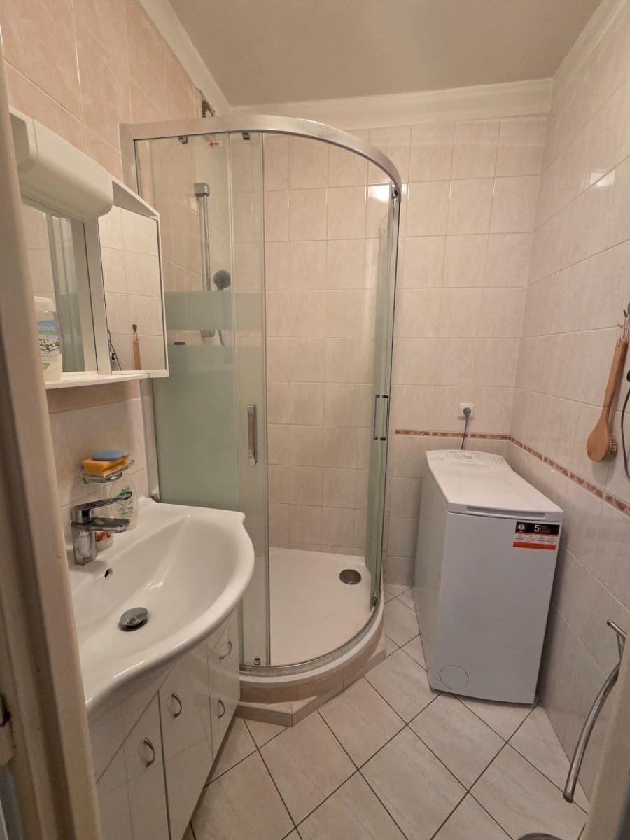 4 bedroom flat for sale, 69 m², Jasmínová, Ostrava, Moravskoslezský Region 4 bedroom flat for sale, 69 m², Jasmínová, Ostrava, Moravskoslezský Region