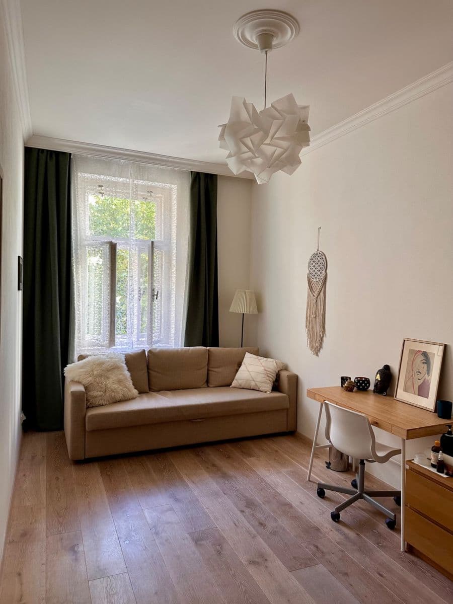 2 bedroom with open-plan kitchen flat to rent, 77 m², Benátská, Prague, Prague 2 bedroom with open-plan kitchen flat to rent, 77 m², Benátská, Prague, Prague