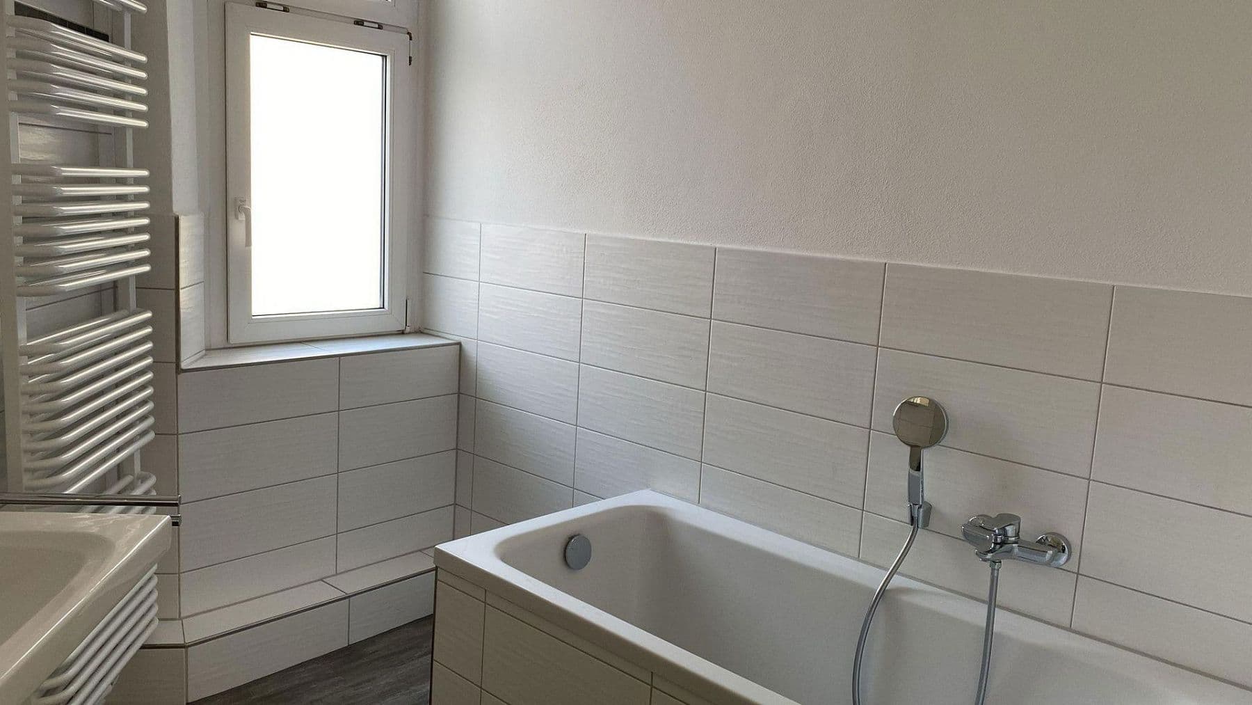 3 bedroom flat to rent, 98 m², Bahnhofstr.2, Zwickau, Saxony 3 bedroom flat to rent, 98 m², Bahnhofstr.2, Zwickau, Saxony