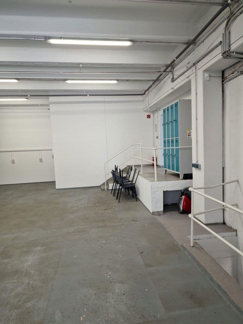 non-residential property to rent, 1,000 m², Münchener Straße 73, Essen, North Rhine-Westphalia non-residential property to rent, 1,000 m², Münchener Straße 73, Essen, North Rhine-Westphalia