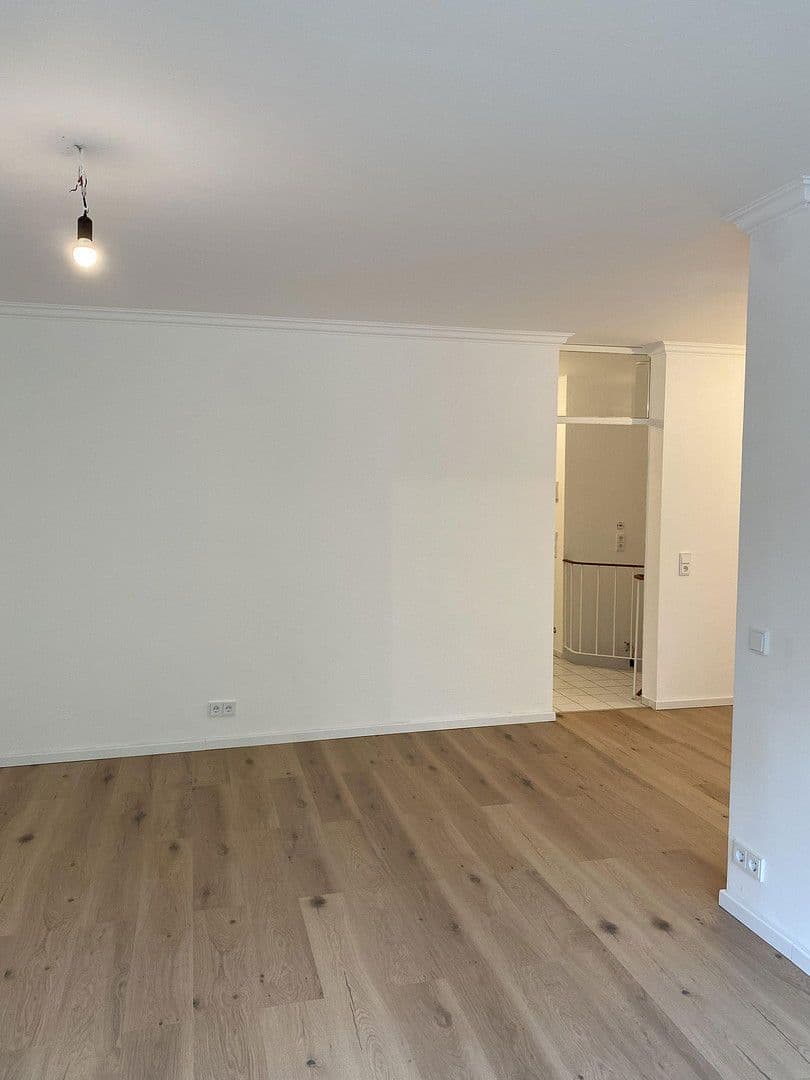 2 bedroom with open-plan kitchen flat to rent, 89 m², Kimbernstraße, Hamburg, Hamburg 2 bedroom with open-plan kitchen flat to rent, 89 m², Kimbernstraße, Hamburg, Hamburg